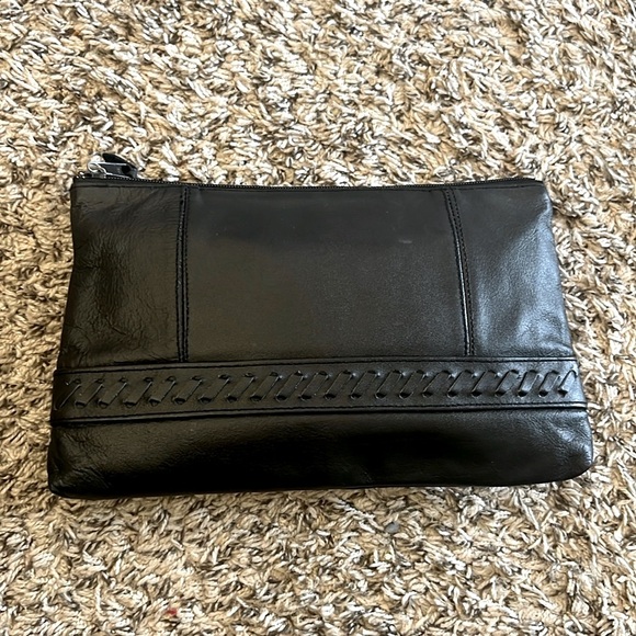 Black Clutch Leathers Bag - Picture 2 of 9